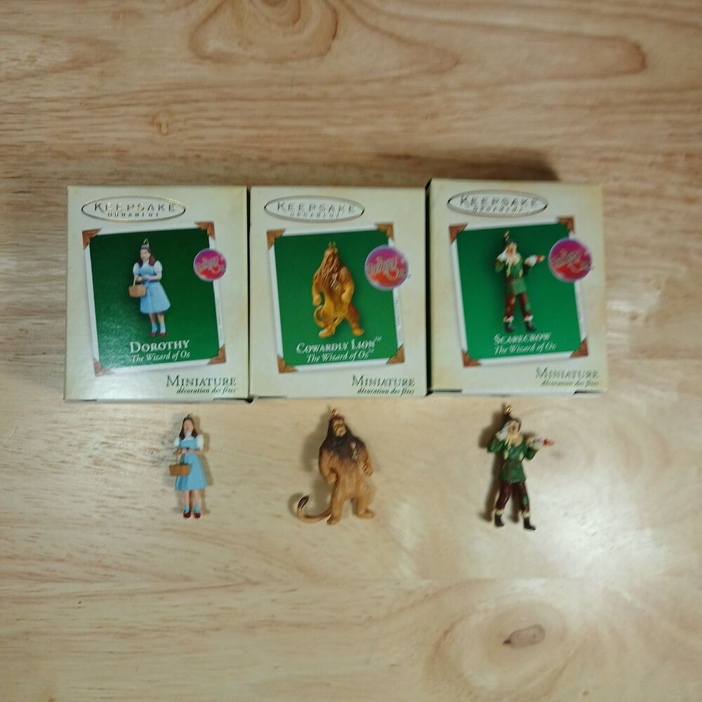 3×Wizard Of Oz Hallmark Keepsake Miniature Ornaments Dorothy-Lion-Scarecrow